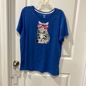 Size XXL (20) Women’s Patriotic Cat Short Sleeve Tee Shirt